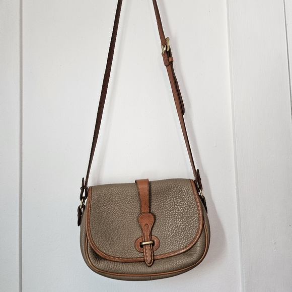 Vintage Dooney and Bourke Tack Bag. R52. - Picture 1 of 15